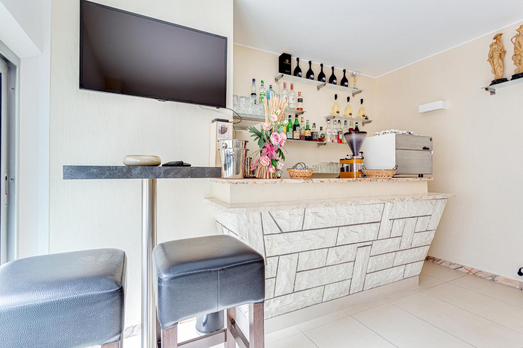 Hotel Sirena Μπελάρια-Ιτζέα Μαρίνα Εξωτερικό φωτογραφία